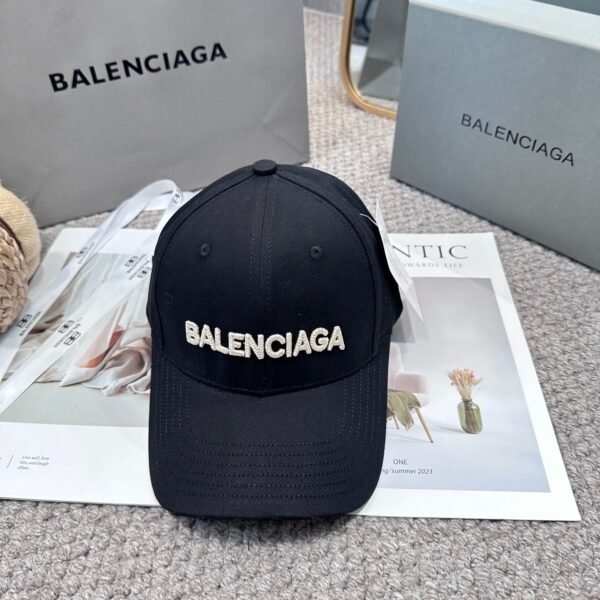 Balenciaga baseball cap with letters