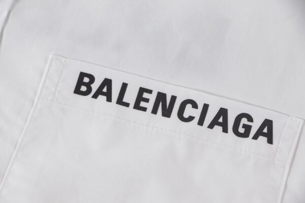 Balenciaga loose-fit shirt Back and front patch pocket prints