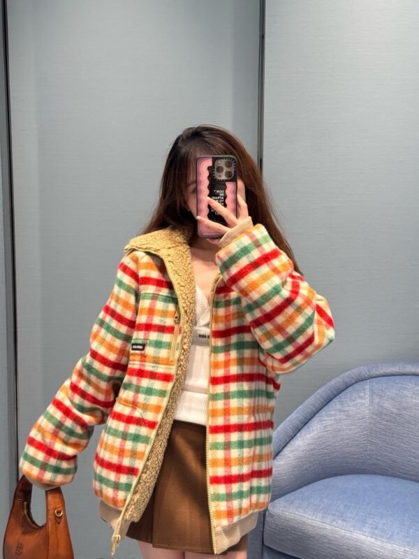 2025 Autumn and Winter Catwalk Style Colorful Plaid Lambswool Collar Jacket Premium Edition