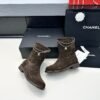 Chanel autumn and winter new double C chain pendant short boots upper cowhide material