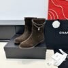 Chanel autumn and winter new double C chain pendant short boots upper cowhide material