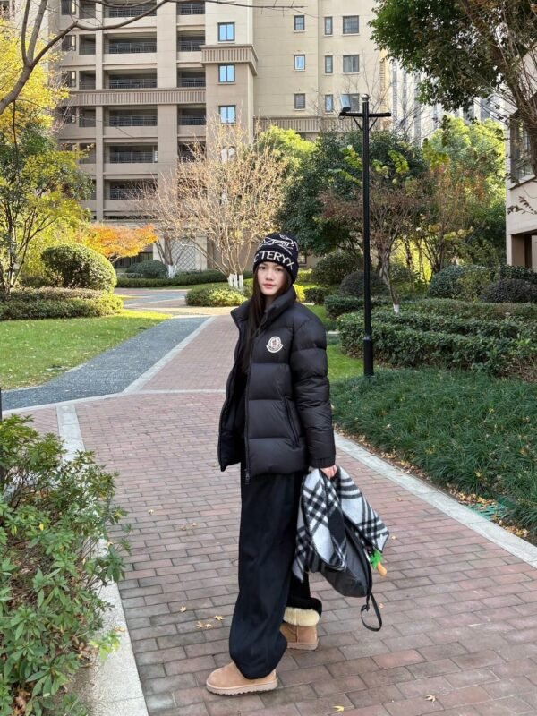 Moncler winter women’s new down jacket 90 white duck down filling