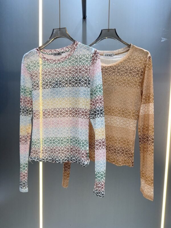 Loewe rainbow print mesh bottoming shirt is light and breathable
