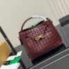 Bottega Veneta Woven shopping bags 26x21cm