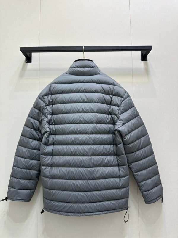 miumiu 2025 autumn and winter new logo embroidered lightweight down jacket with 90% white goose down filling