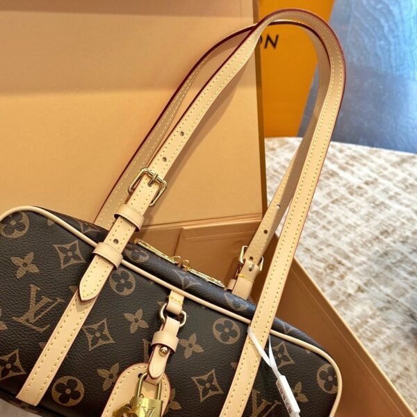 Louis Vuitton’s new hangon bowling bag Size: 25x12cm