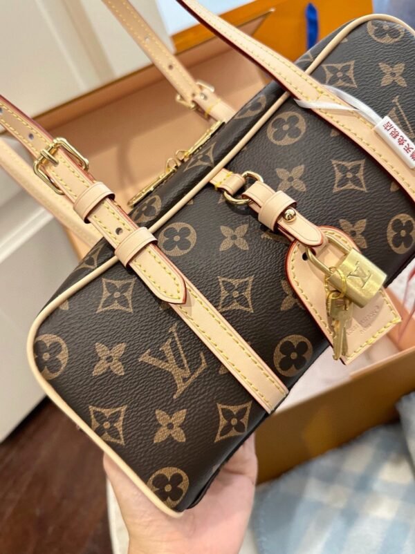 Louis Vuitton’s new hangon bowling bag Size: 25x12cm