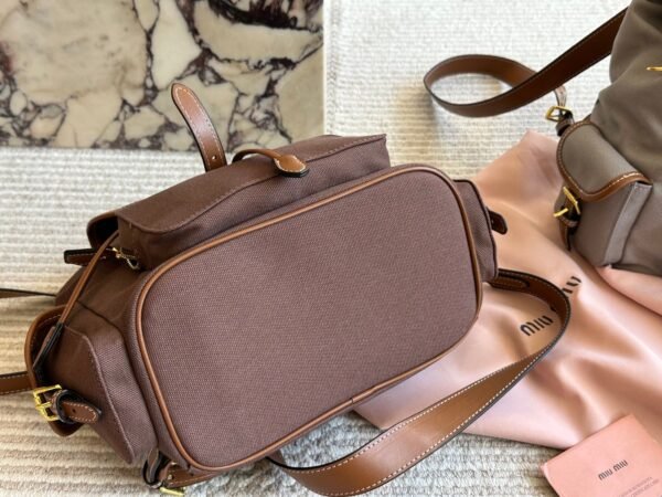 miumiu new backpack 30x28cm