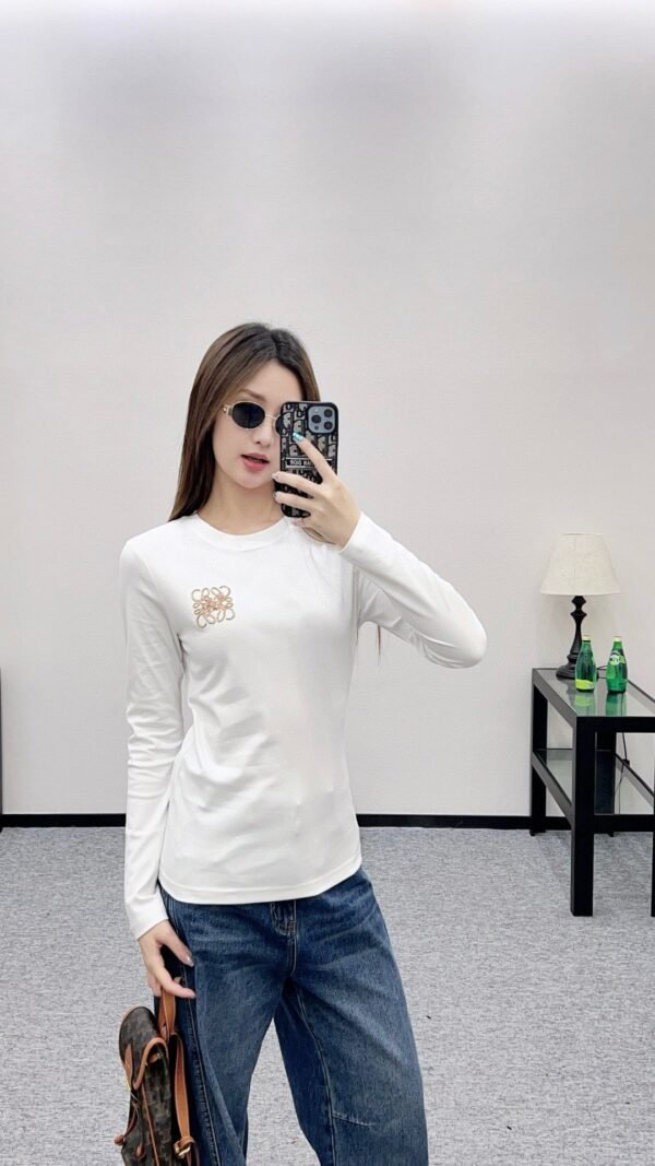 Loewe 2025 new round neck beaded long-sleeved top bottoming shirt