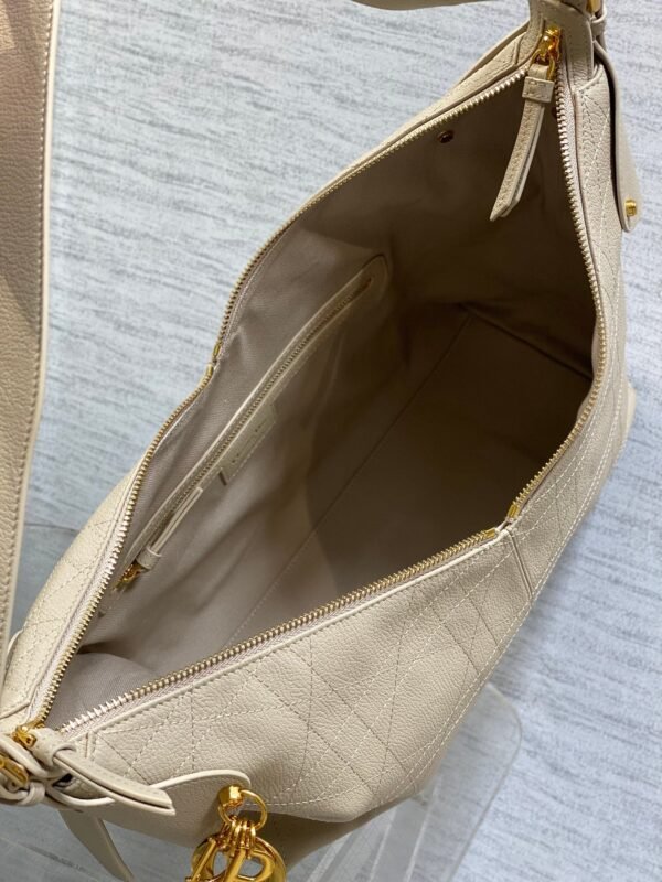 DIOR VOYAGE series new bag high-end waxed leather with classic letter hardware size: 34*22*13cm