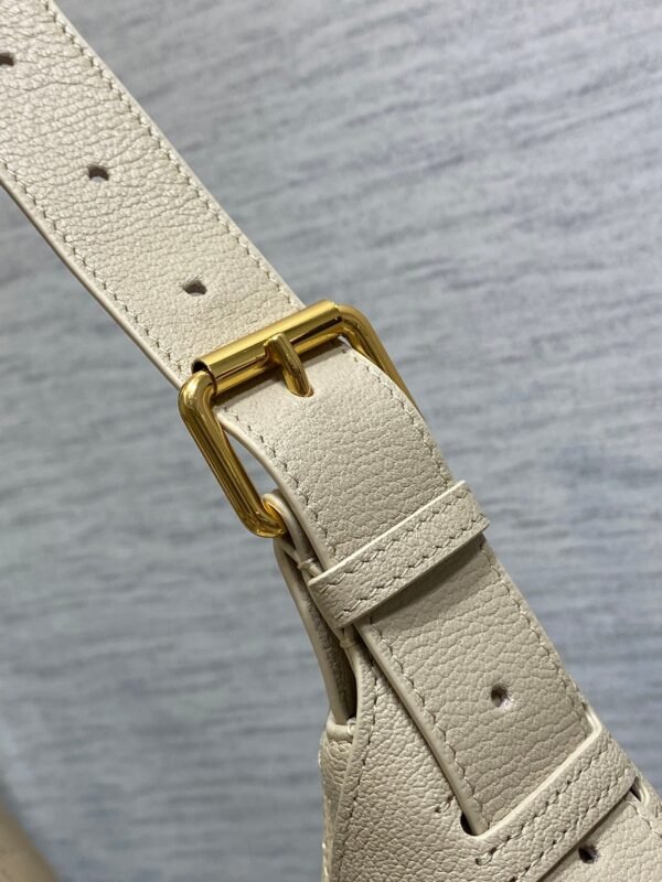 DIOR VOYAGE series new bag high-end waxed leather with classic letter hardware size: 34*22*13cm