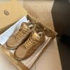 UGG solid color classic autumn/winter boots with wool lining