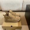 UGG solid color classic autumn/winter boots with wool lining