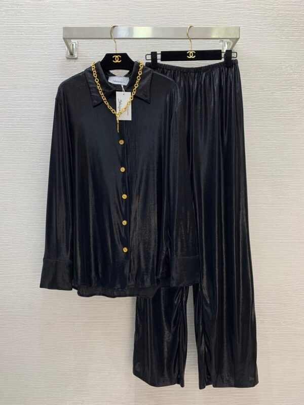 Schiaparelli’s new fashion casual two-piece suit, thin fabric, breathable and comfortable