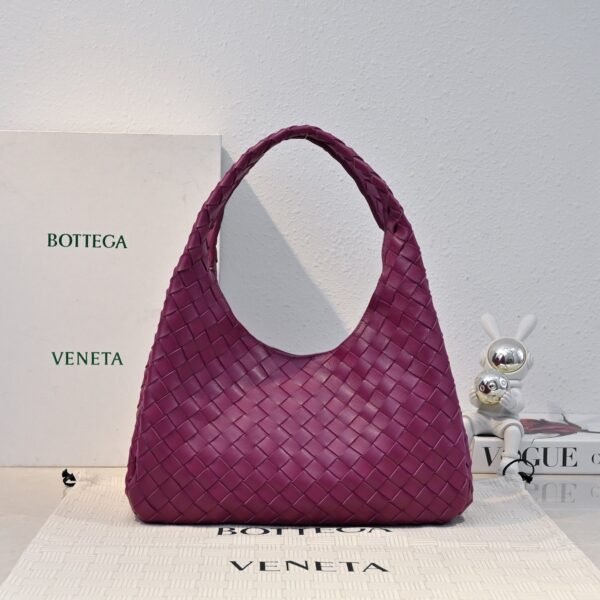 BOTTEGA VENETA 2025 New Campana Shoulder Bag, 1:1 Quality, Dimensions: 33*20*16.5cm