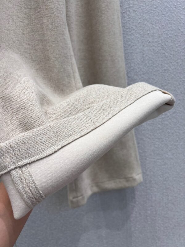 miumiu new micro logo casual trousers