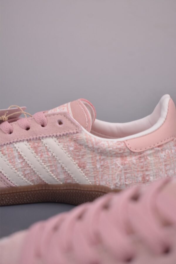 Adidas classic retro casual sneakers