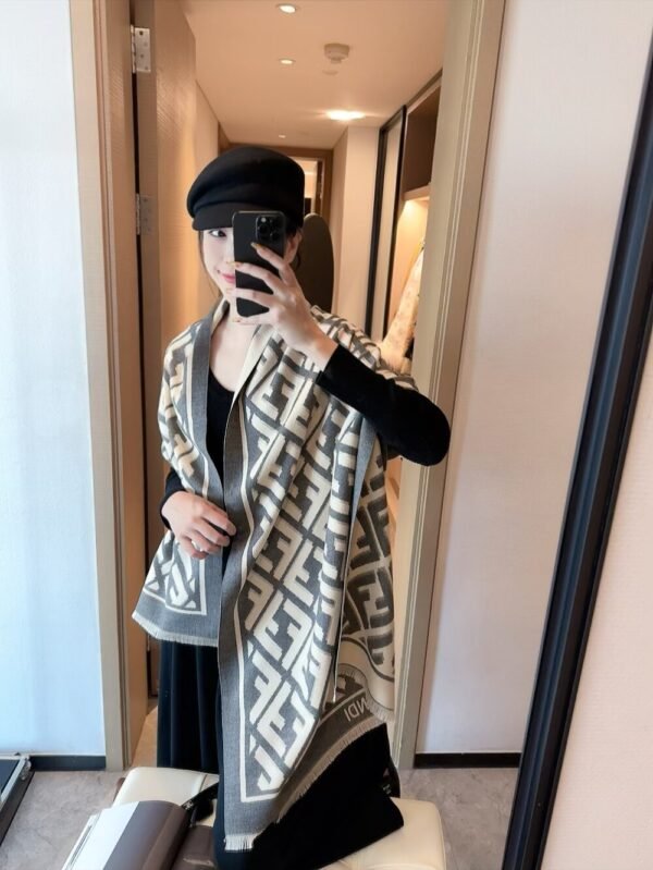 Louis Vuitton cashmere scarf