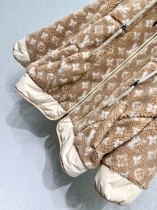 Louis Vuitton Khaki Monochrome Lambswool Hooded Jacket