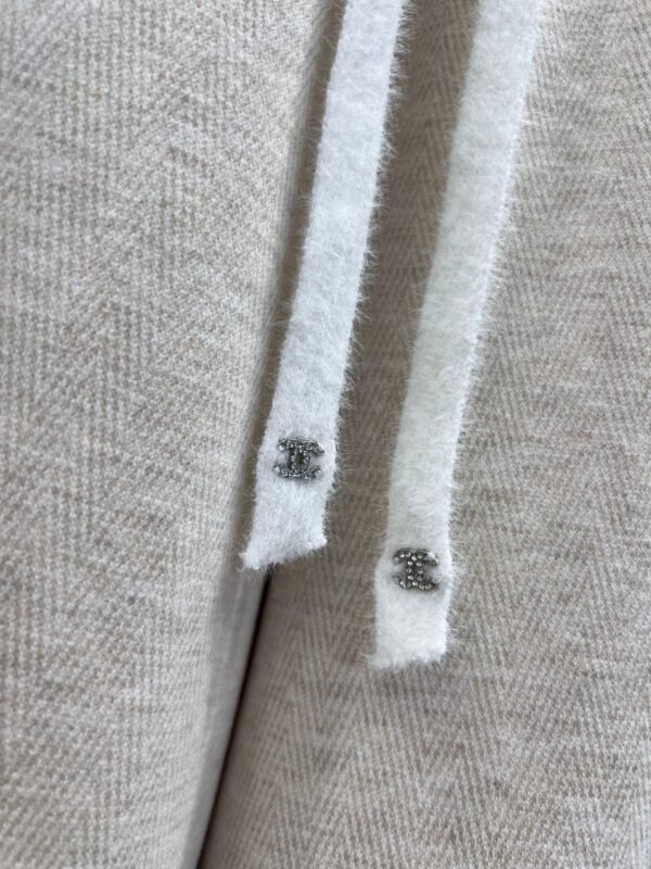 Chanel Fall/Winter New Double C Metal Drawstring Wool Casual Pants – High Quality