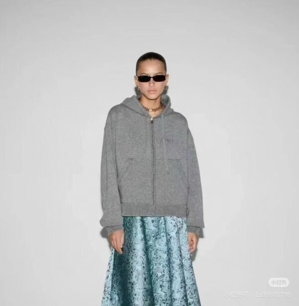 GUCCI Fall/Winter New Cardigan Coat, 100% Wool Yarn Fabric, Soft and Comfortable