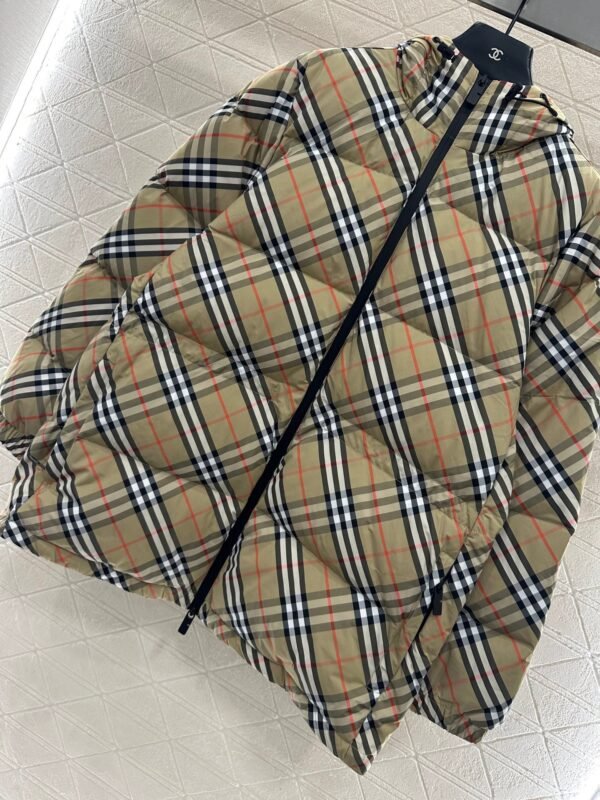 Burberry Winter New Style Hooded Plaid Mid-Length Down Jacket