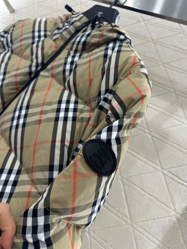 Burberry Winter New Style Hooded Plaid Mid-Length Down Jacket