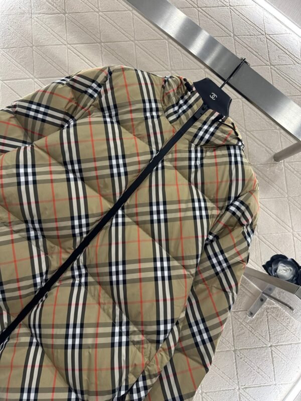 Burberry Winter New Style Hooded Plaid Mid-Length Down Jacket