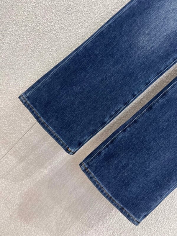 Loro Piana Fall/Winter New Arrival: Two-Button Double-Pocket Stretch Flared Jeans – Premium Quality