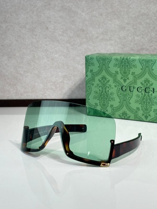 GUCCI Fashion Sunglasses – Premium Edition Size:99-1-115