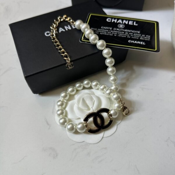 Xiaoxiang 25C Double c Pearl Necklace