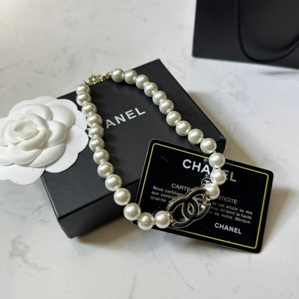 Xiaoxiang 25C Double c Pearl Necklace