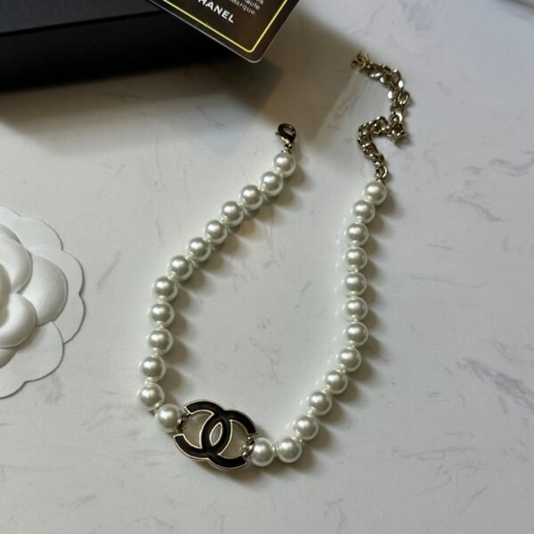 Xiaoxiang 25C Double c Pearl Necklace
