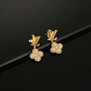 img_4034f5a7_20250507_i1746631782157_1234_0_1.jpg.jpg Louis Vuitton stud earrings