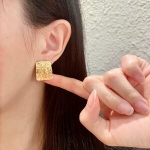 img_cb1598e5_20250506_a1746535034861_1541.jpg.jpg Saint Laurent classic letter stud earrings