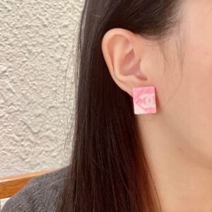 Chanel diamond-shaped double C stud earrings