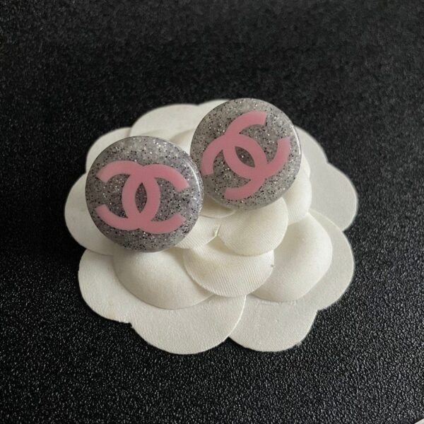 Chanel round double C stud earrings