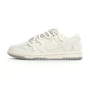 Nike SB Dunk Low“LV