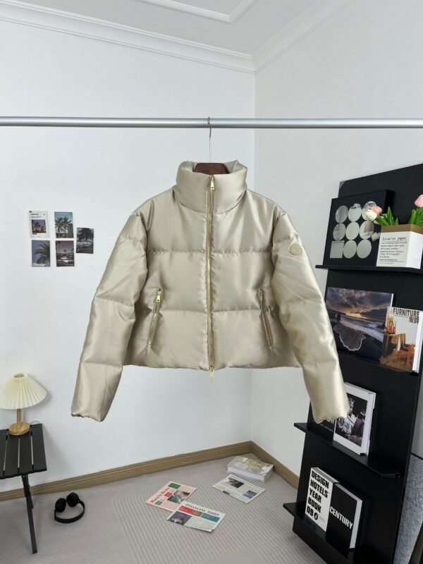 ???????????????????????????? New BONNELLES satin fabric women’s short down jacket Color: Champagne gold