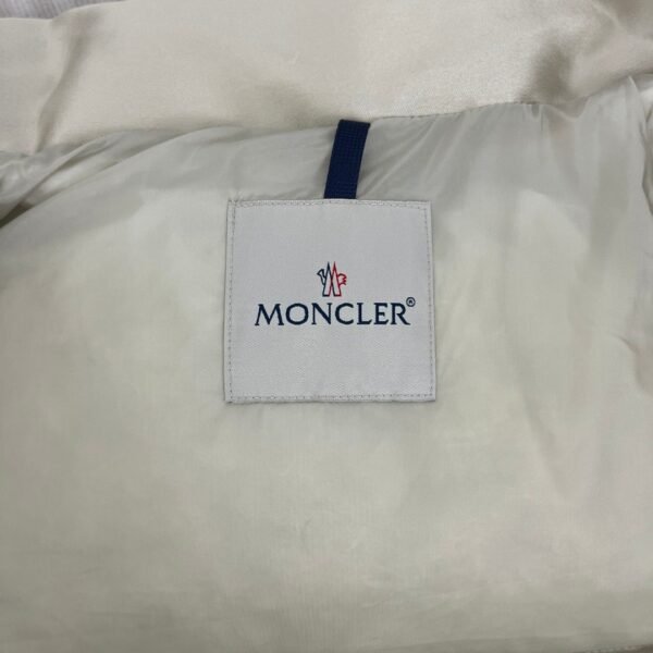 ???????????????????????????? New BONNELLES satin fabric women’s short down jacket Color: Champagne gold