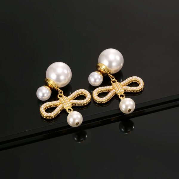 DIOR Pearl earrings