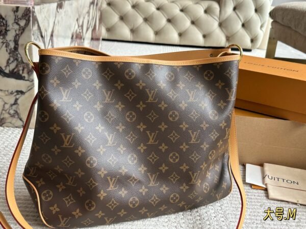 LV shopping bags, in two sizes
