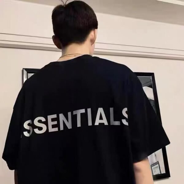 ESSENTIALS T-shirt