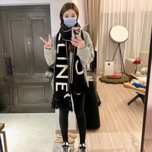微信图片_20240928002405.jpg Celine scarf