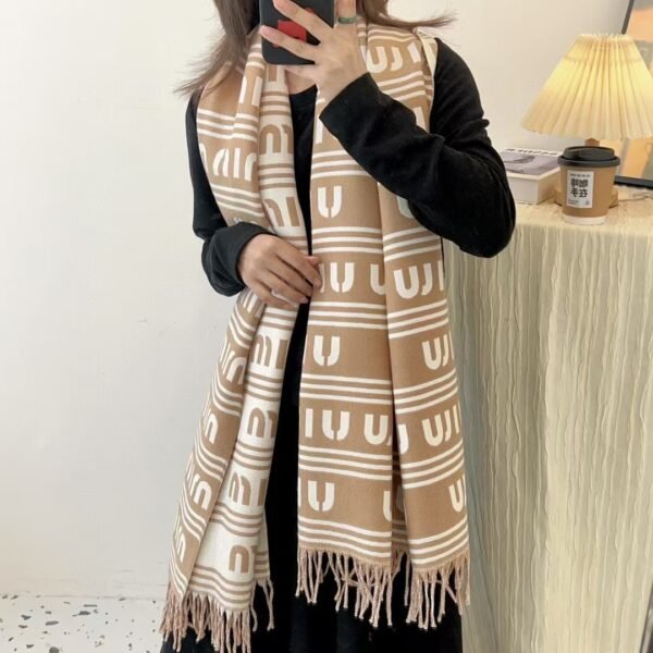 miumiu scarf