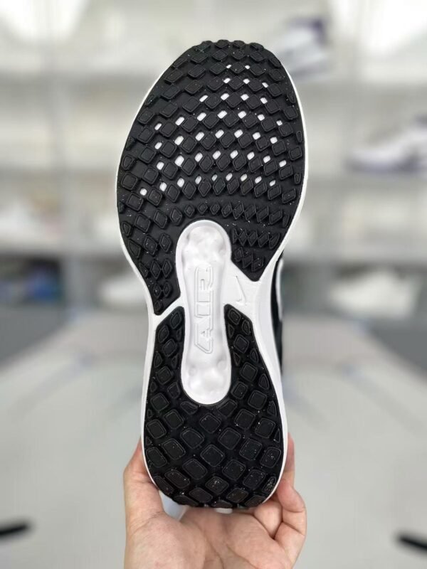 NIKE High quality sports shoes