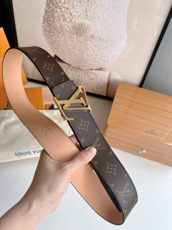 Louis Vuitton belt premium 1:1 version width 4cm