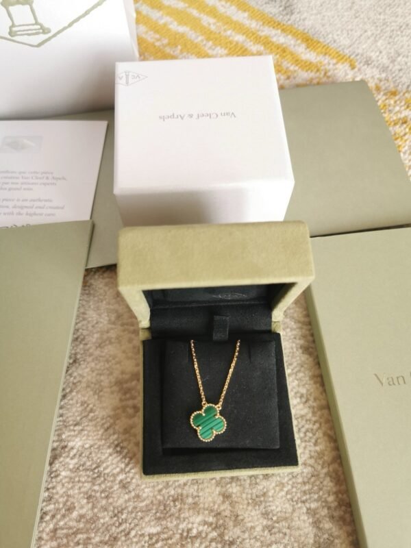 Van Cleef & Arpels necklace