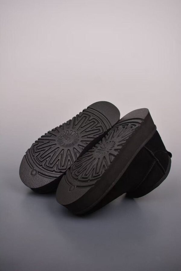 UGG Snow boots