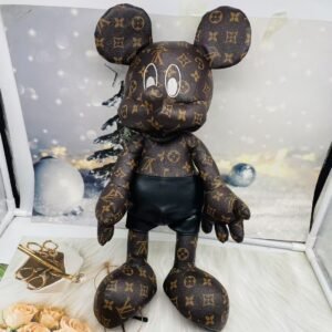 微信图片_20241223181708.jpg Louis Vuitton & Mickey & Panda 50cm doll